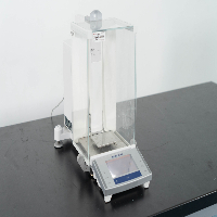 Mettler Toledo XS64 Analytical Balance image 1